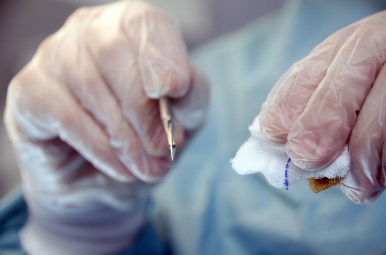 田町の多層的都市と医療インフラが支える多様なライフスタイルの交差点